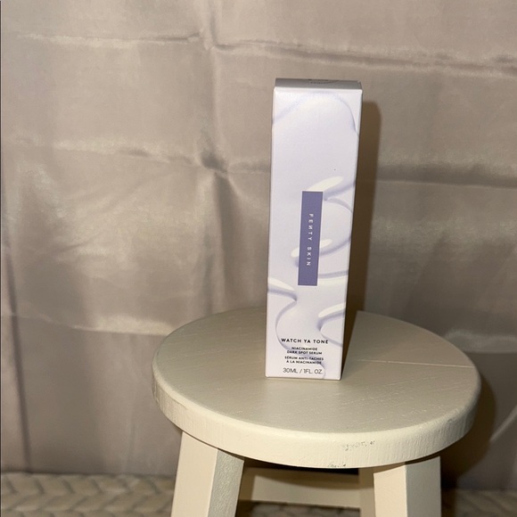Fenty Beauty Other - Fenty Beauty Watch Ya Tone Serum - White and Purple